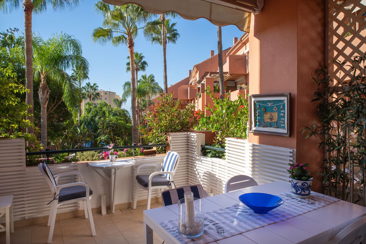 Appartement te koop in Estepona | 2 slaapkamers H5490562