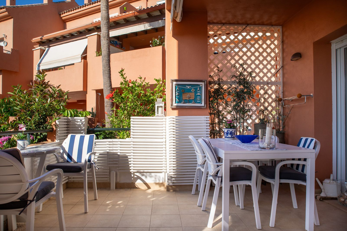 Appartement te koop in Estepona | 2 slaapkamers H5490562