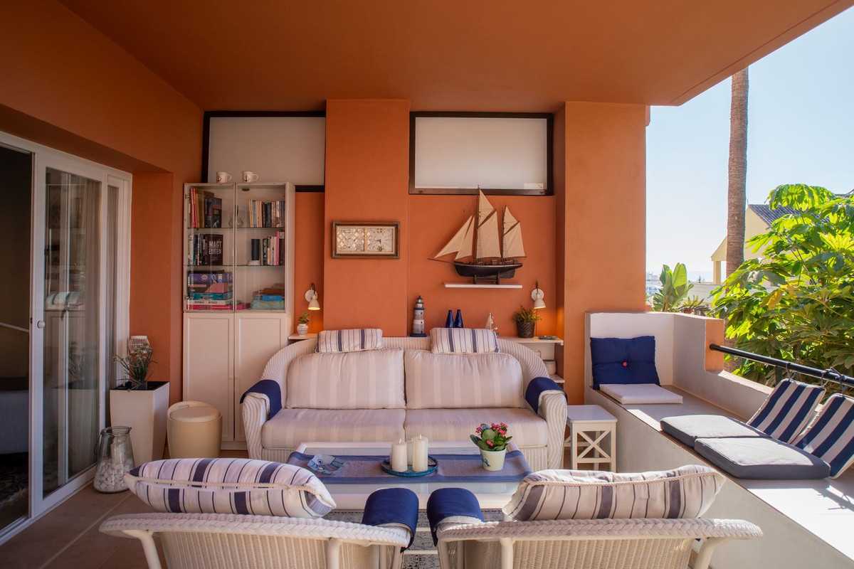 Appartement te koop in Estepona | 2 slaapkamers H5490562