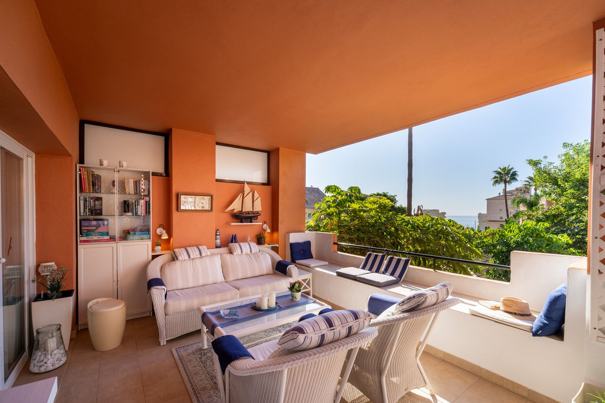 Appartement te koop in Estepona | 2 slaapkamers H5490562