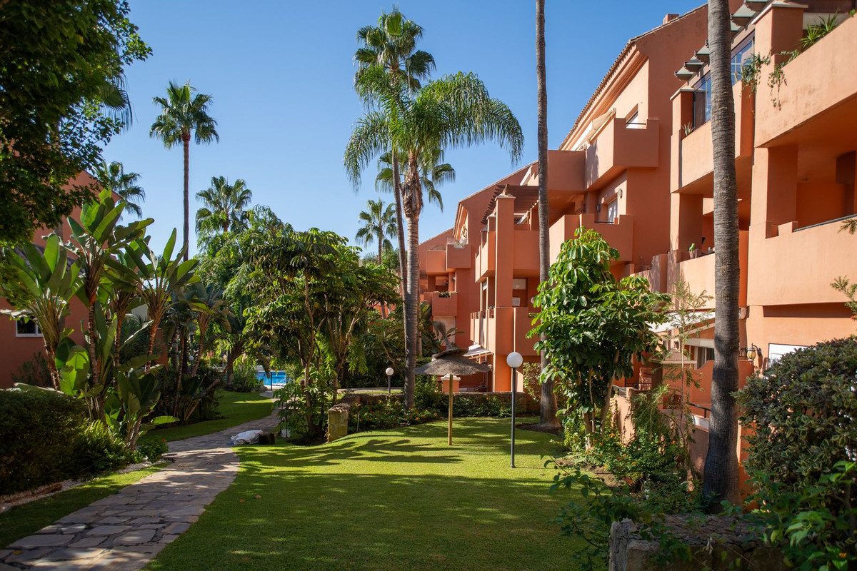 Appartement te koop in Estepona | 2 slaapkamers H5490562
