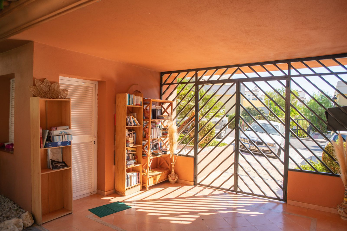 Appartement te koop in Estepona | 2 slaapkamers H5490562