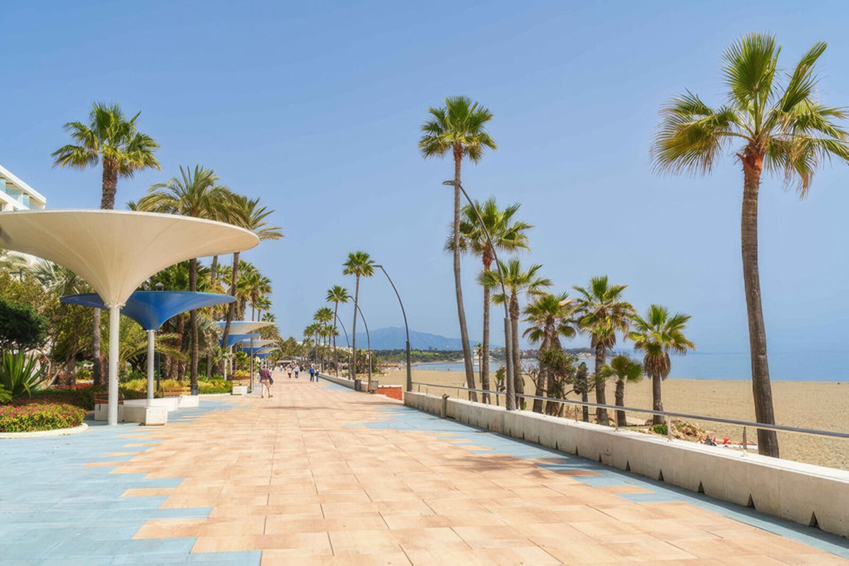 Appartement te koop in Estepona | 3 slaapkamers H5491204