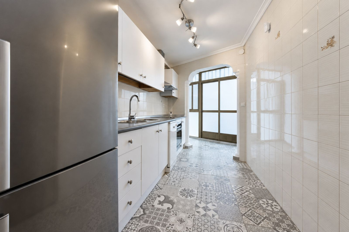 Appartement te koop in Estepona | 3 slaapkamers H5491204