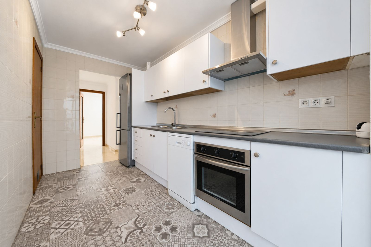 Appartement te koop in Estepona | 3 slaapkamers H5491204