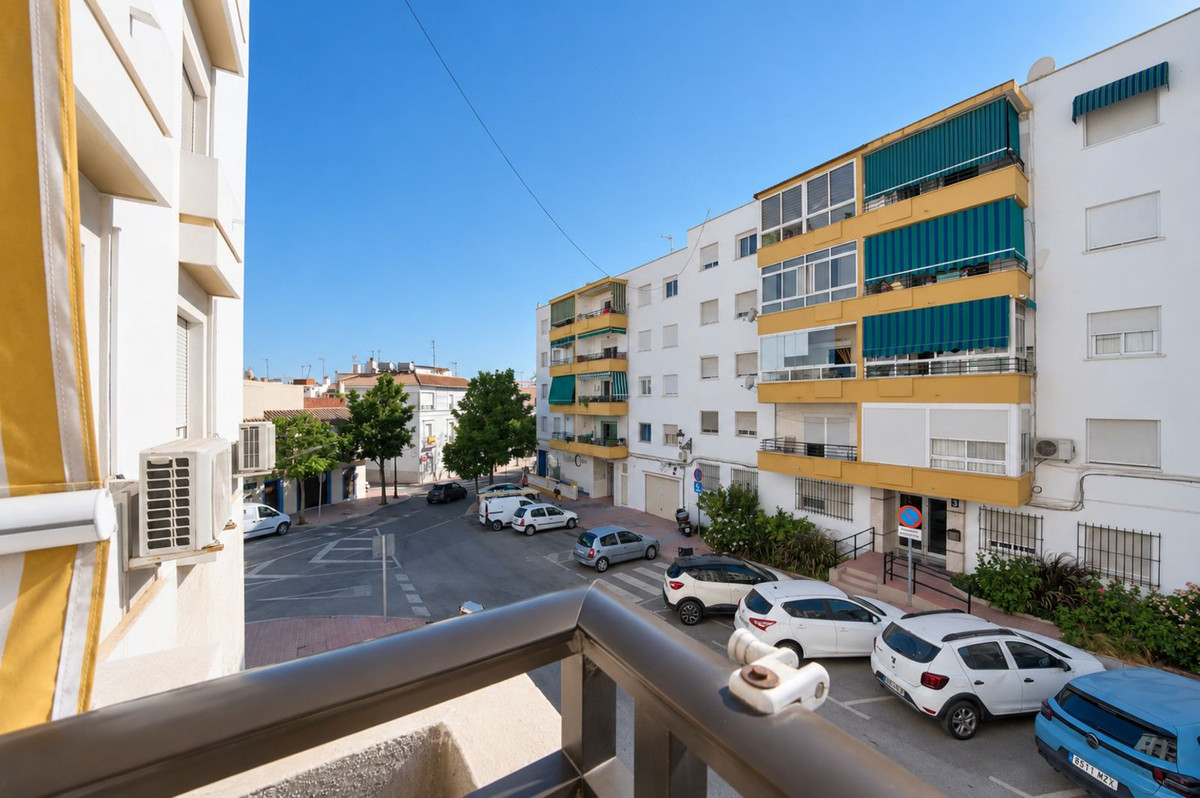 Appartement te koop in Estepona | 3 slaapkamers H5491204