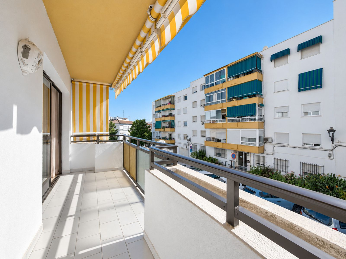 Appartement te koop in Estepona | 3 slaapkamers H5491204
