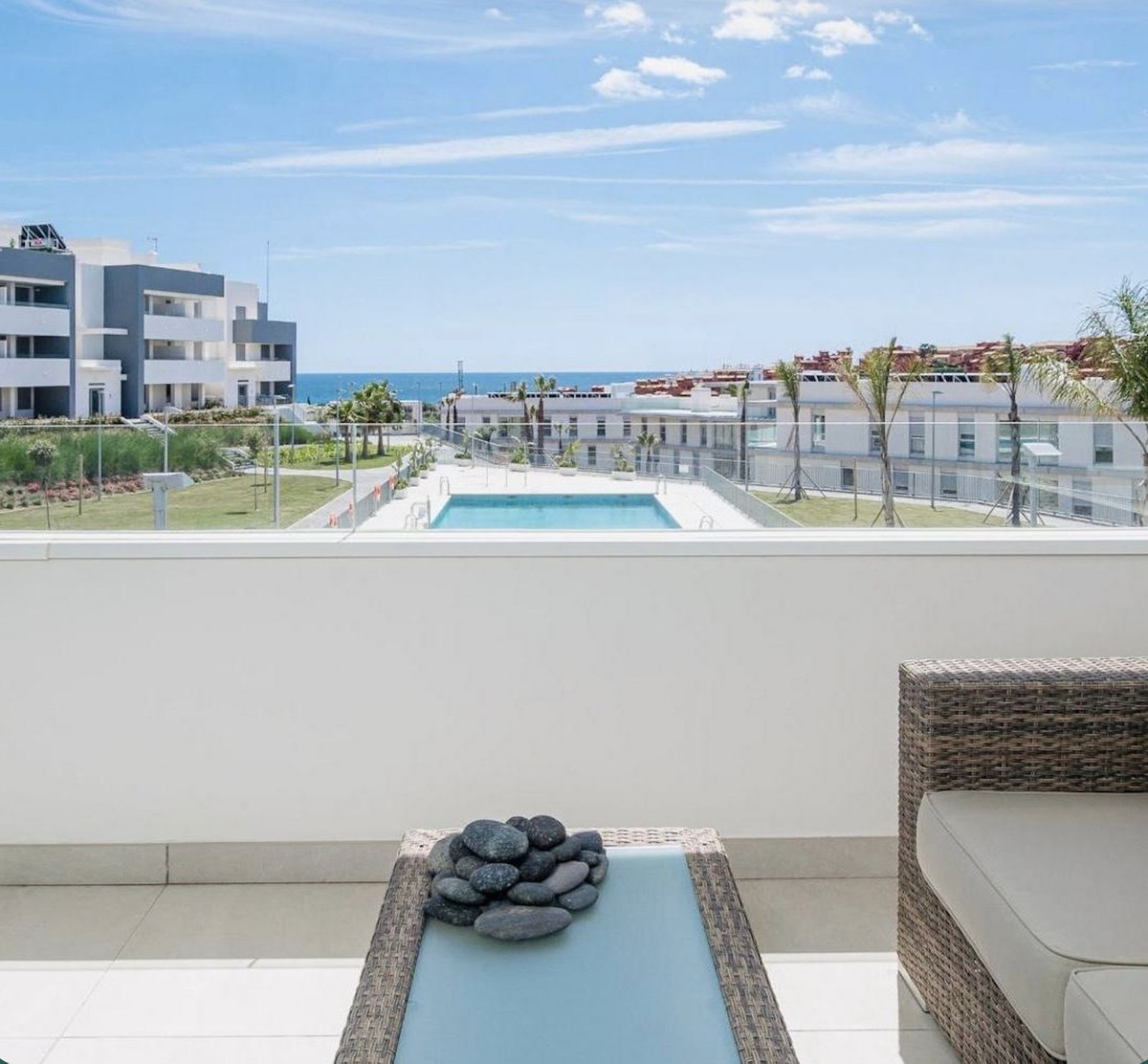 Appartement te koop in Estepona | 3 slaapkamers H5491930