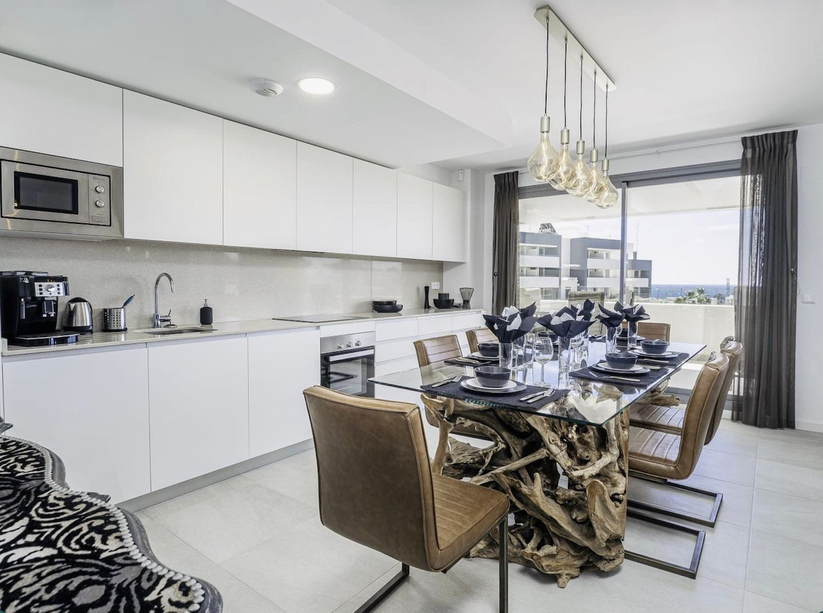 Appartement te koop in Estepona | 3 slaapkamers H5491930