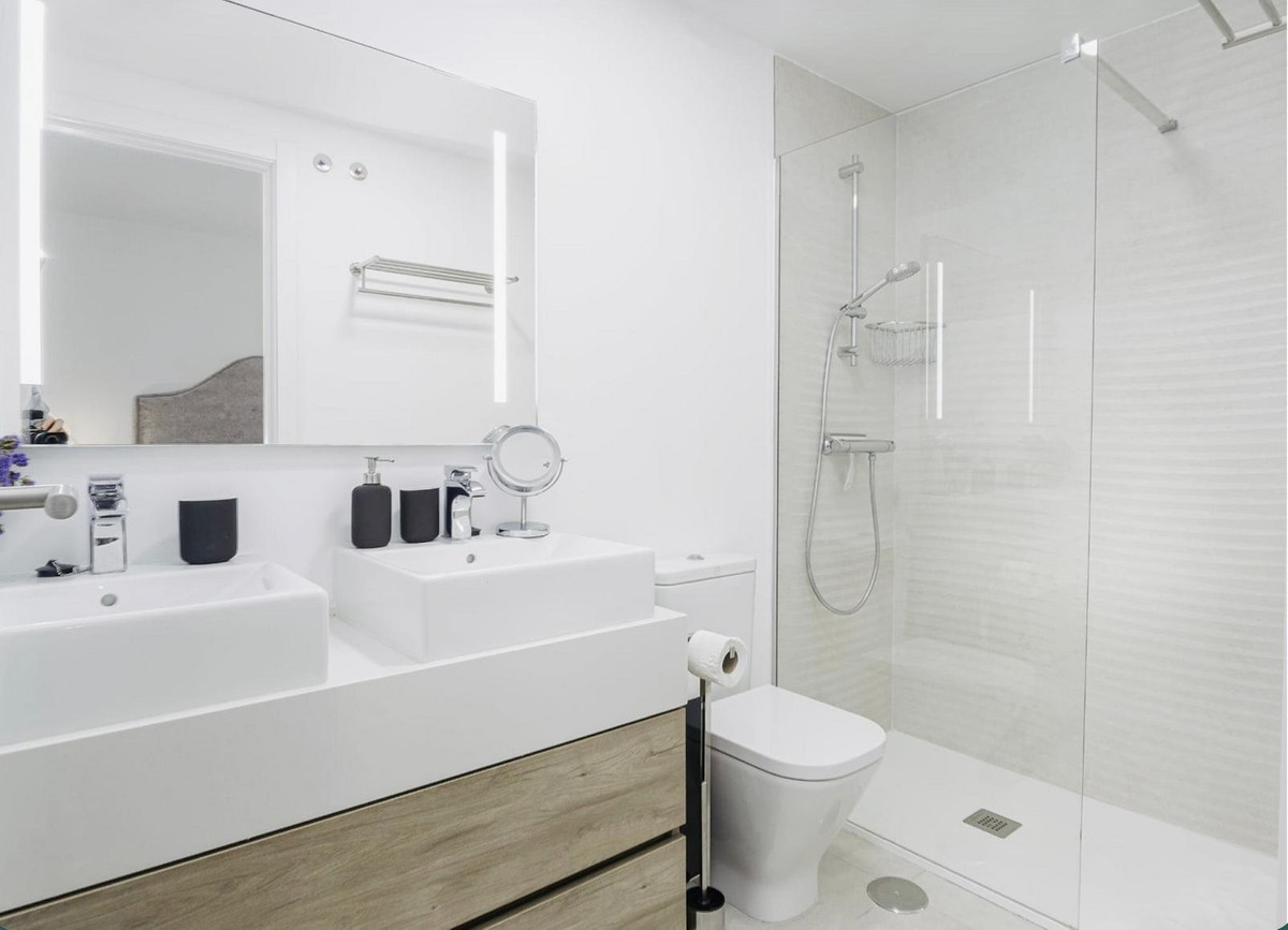 Appartement te koop in Estepona | 3 slaapkamers H5491930