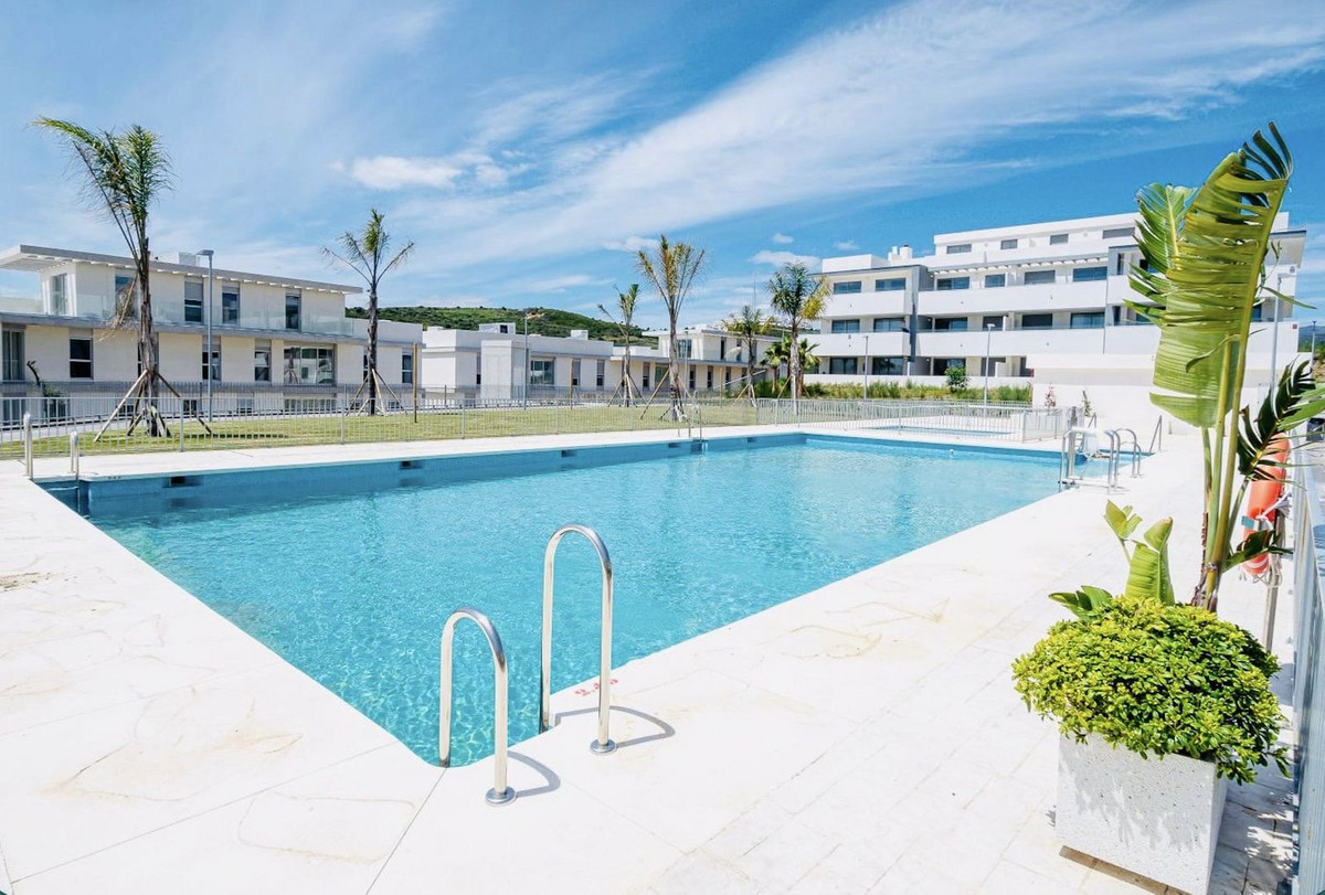 Appartement te koop in Estepona | 3 slaapkamers H5491930