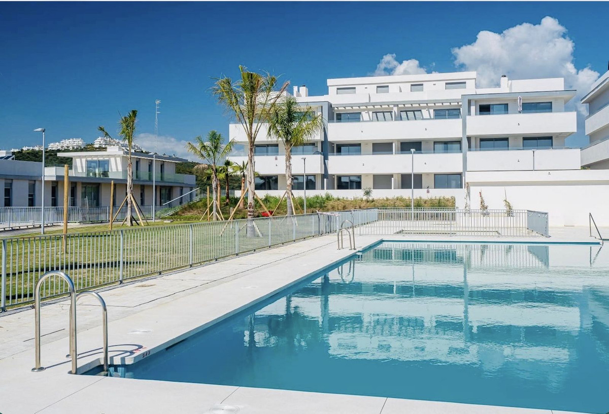 Appartement te koop in Estepona | 3 slaapkamers H5491930