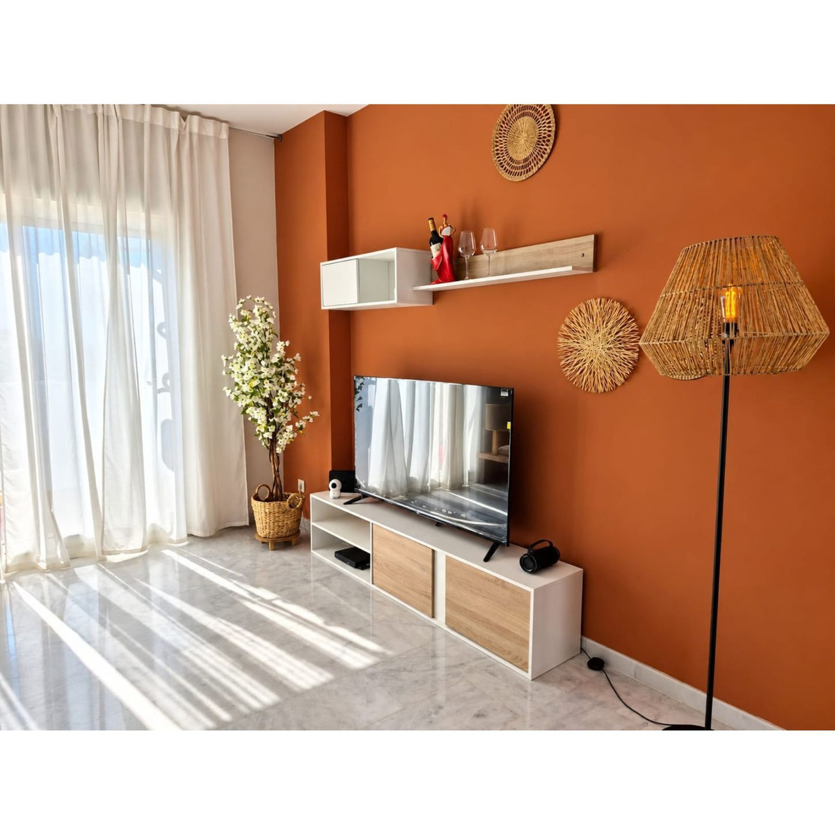 Huis te koop in Estepona | 2 slaapkamers H5494147