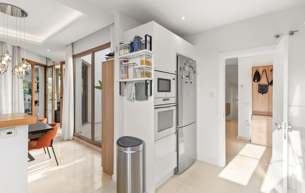 Huis te koop in Estepona | 4 slaapkamers H5494903