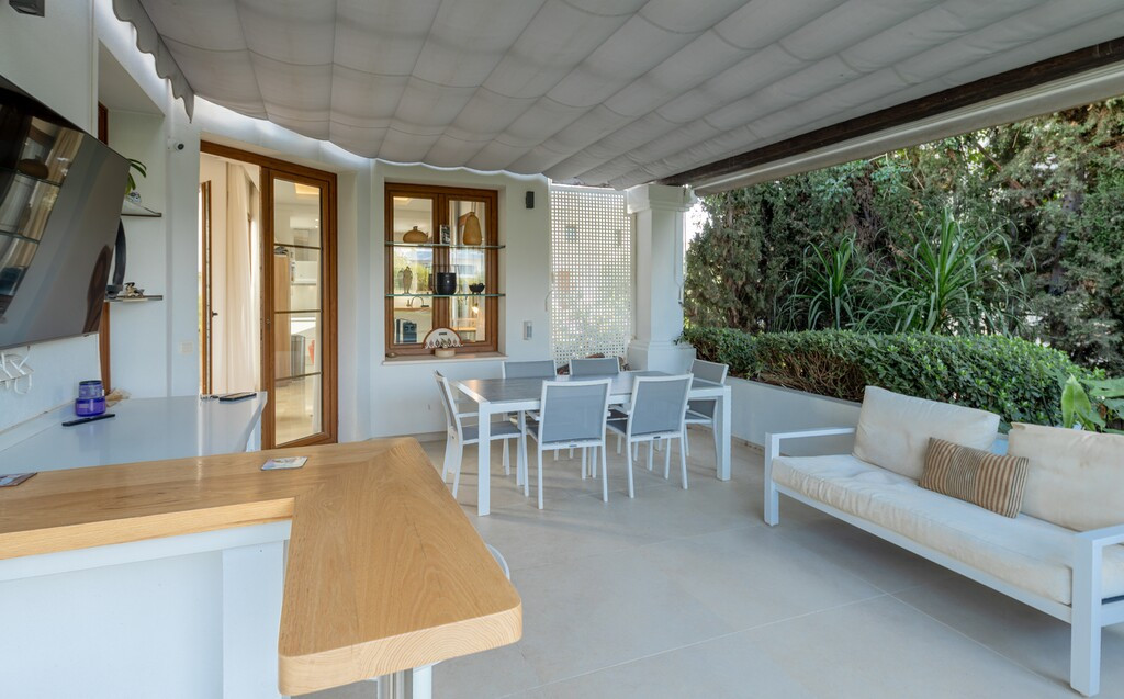 Huis te koop in Estepona | 4 slaapkamers H5494903