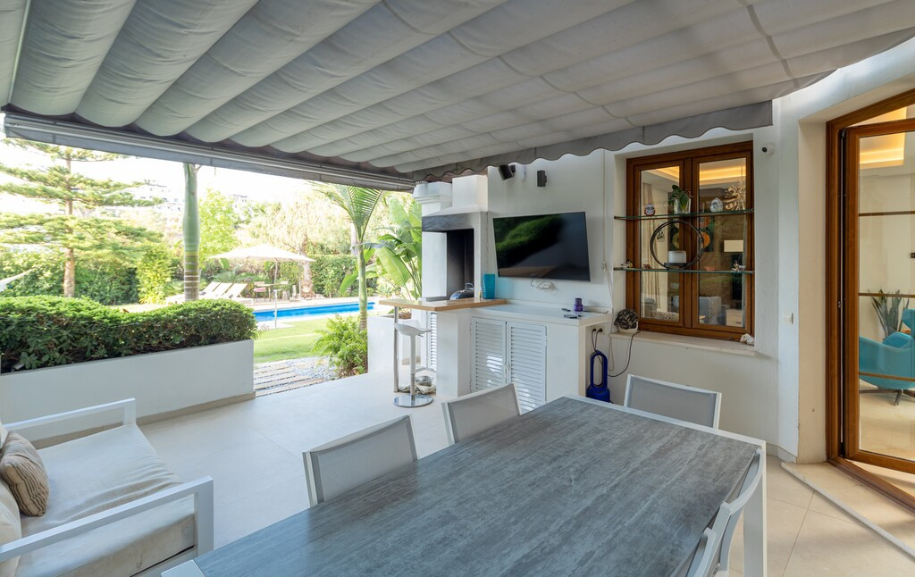 Huis te koop in Estepona | 4 slaapkamers H5494903