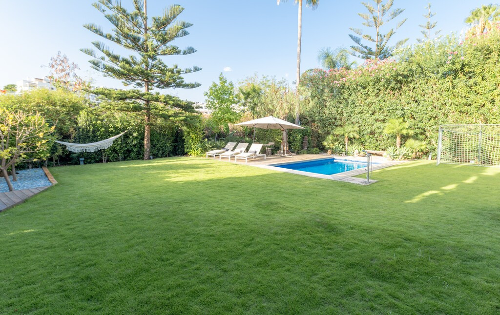 Huis te koop in Estepona | 4 slaapkamers H5494903
