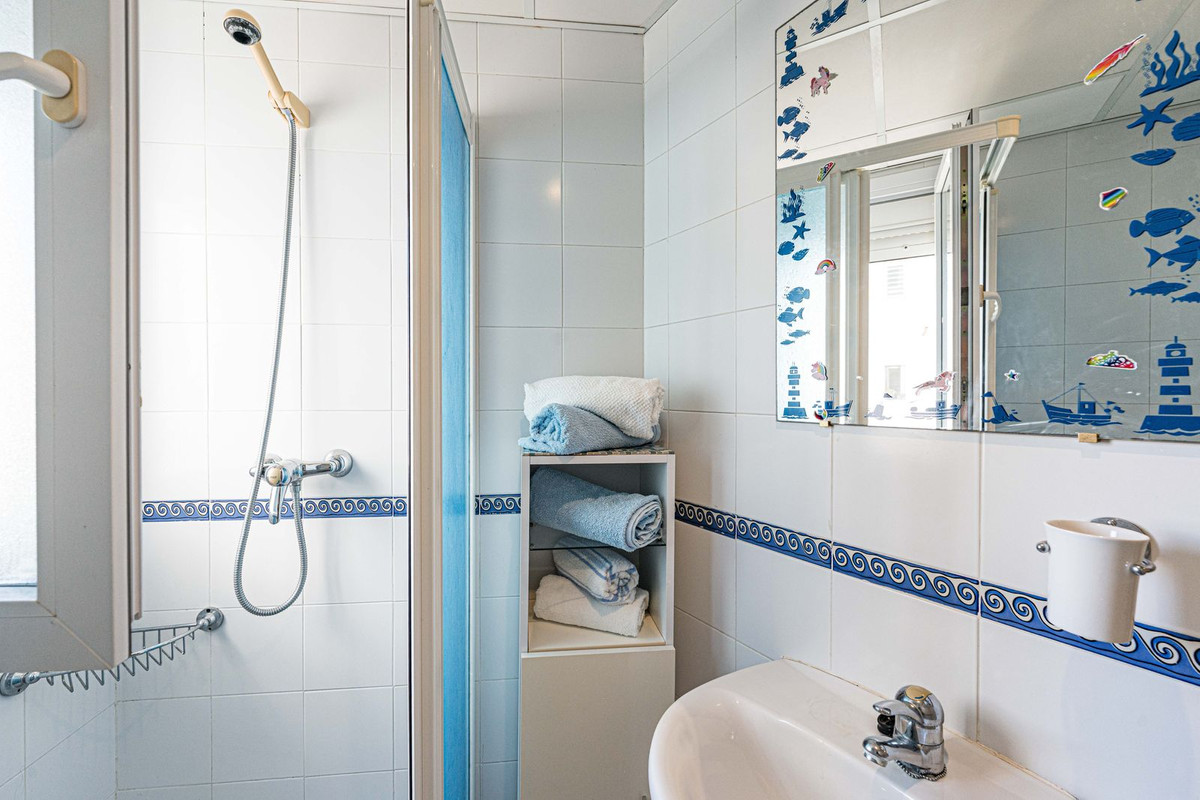 Appartement te koop in Estepona | 3 slaapkamers H5494942