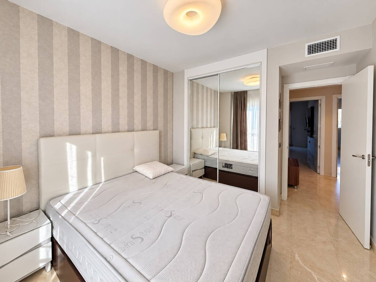 Appartement te koop in Estepona | 3 slaapkamers H5495101