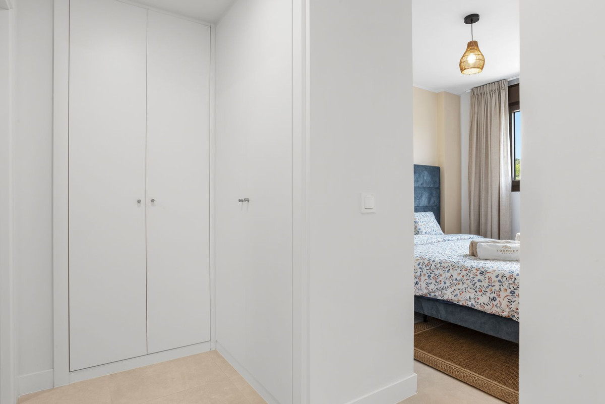 Penthouse te koop in Estepona | 3 slaapkamers H5495221