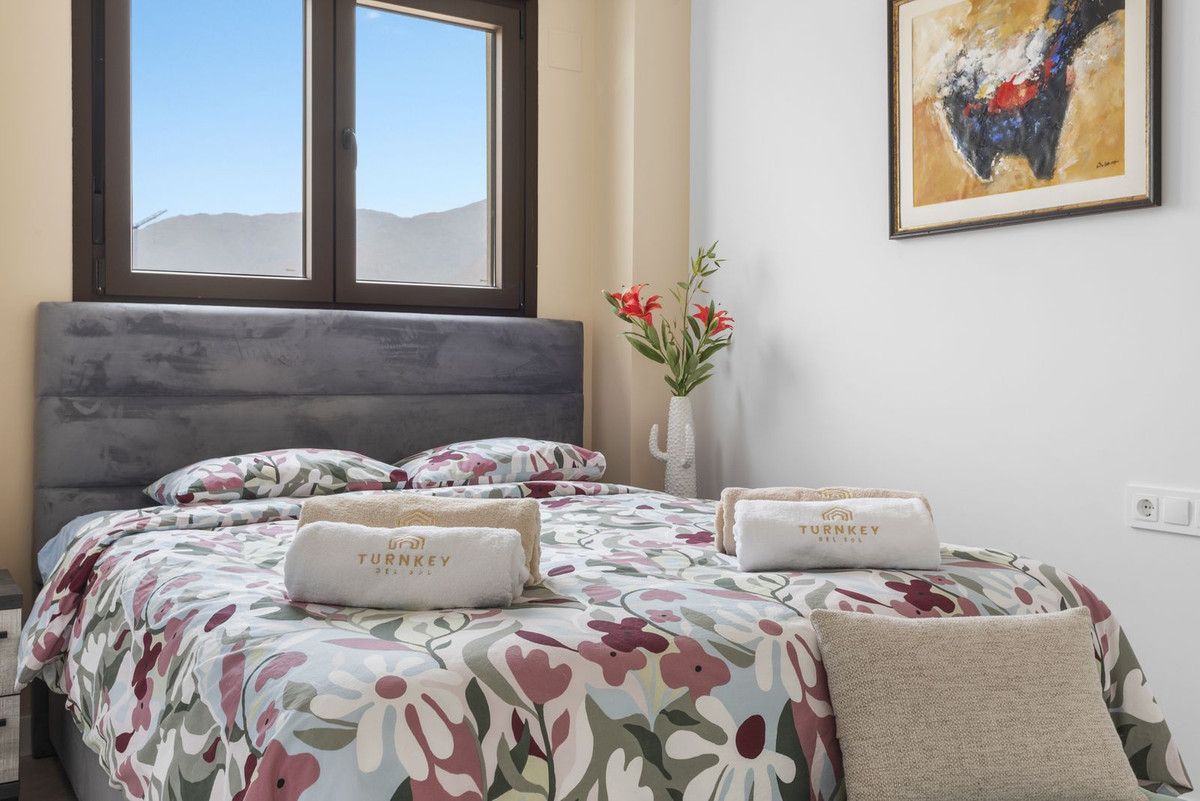 Penthouse te koop in Estepona | 3 slaapkamers H5495221