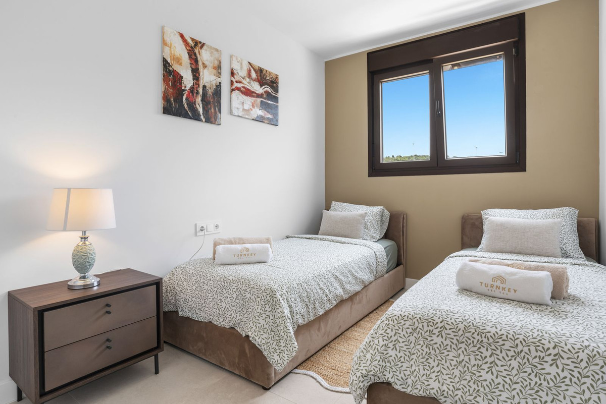 Penthouse te koop in Estepona | 3 slaapkamers H5495221