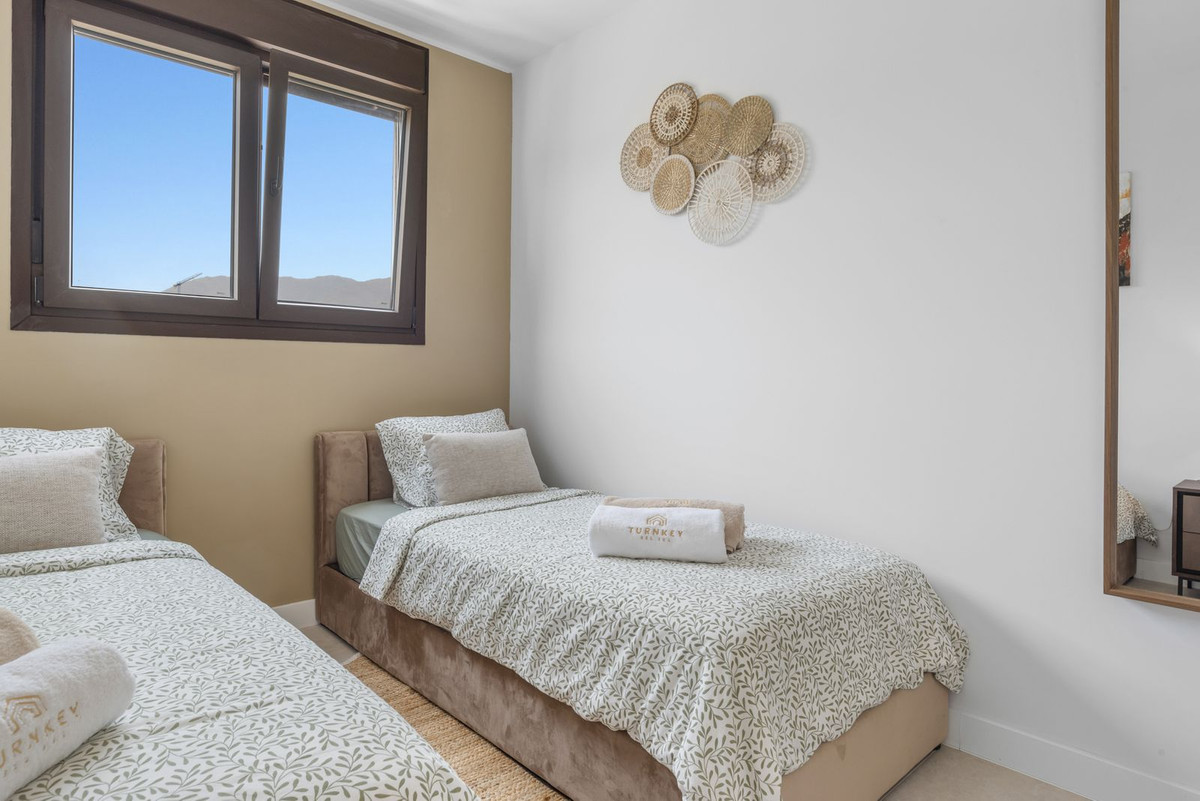 Penthouse te koop in Estepona | 3 slaapkamers H5495221