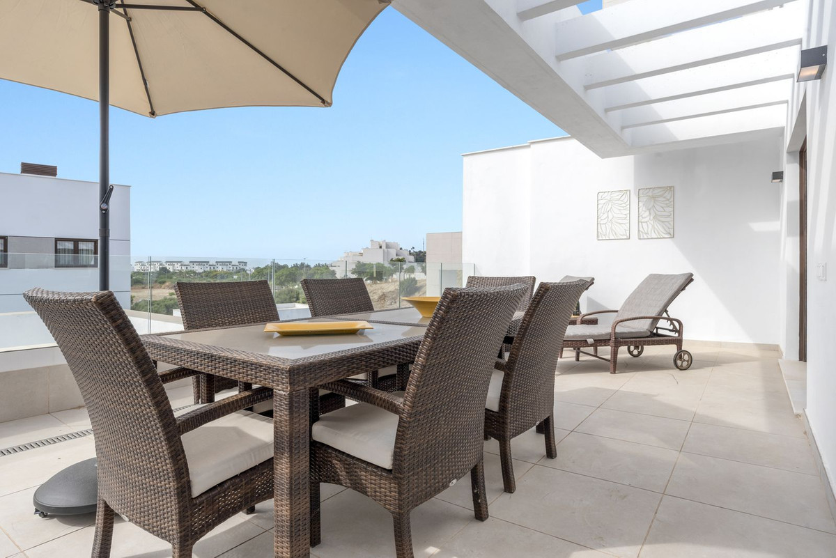 Penthouse te koop in Estepona | 3 slaapkamers H5495221