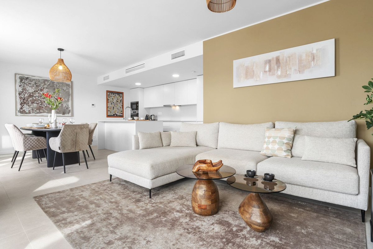 Penthouse te koop in Estepona | 3 slaapkamers H5495221