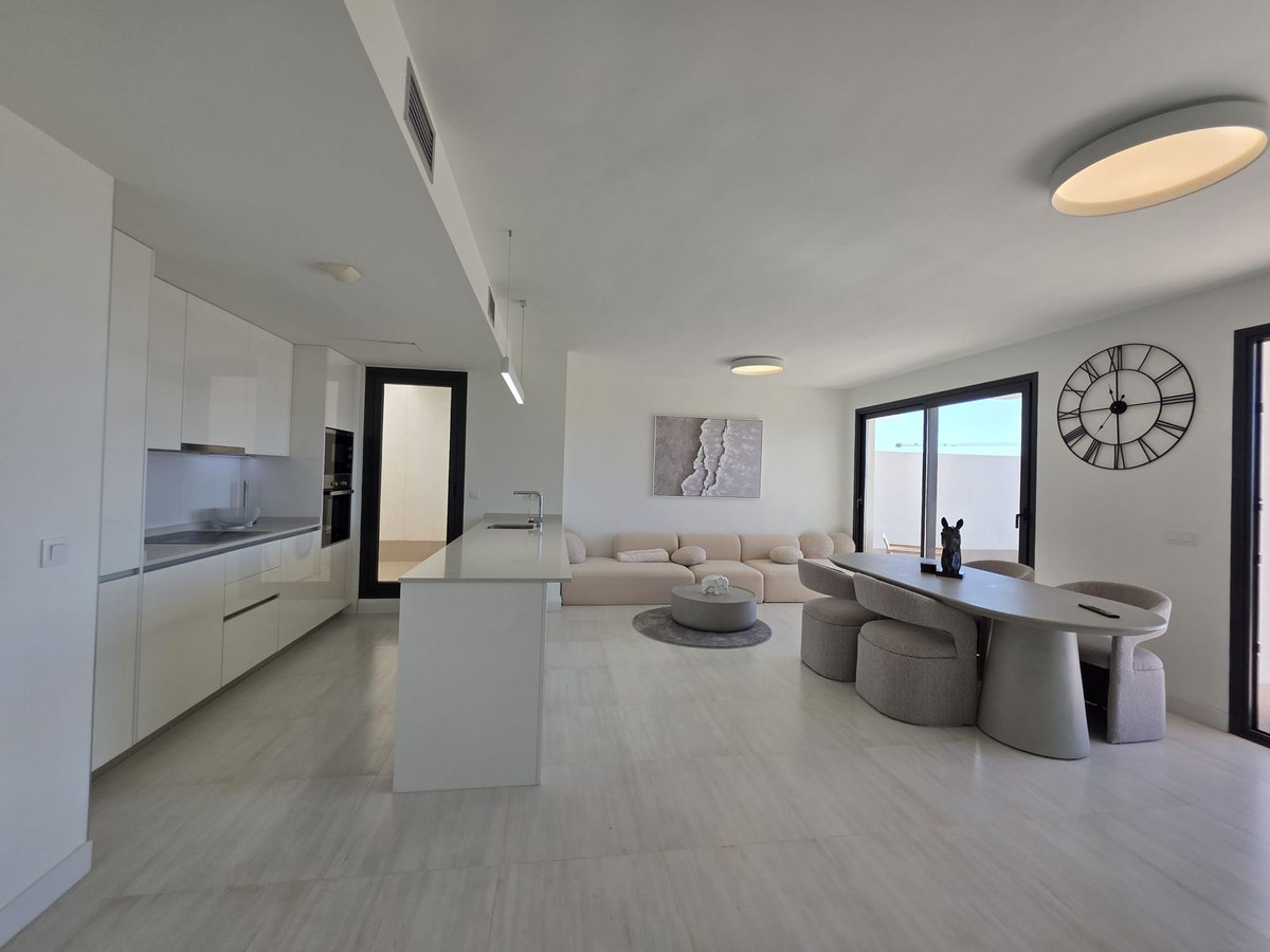 Appartement te koop in Estepona | 3 slaapkamers H5495266