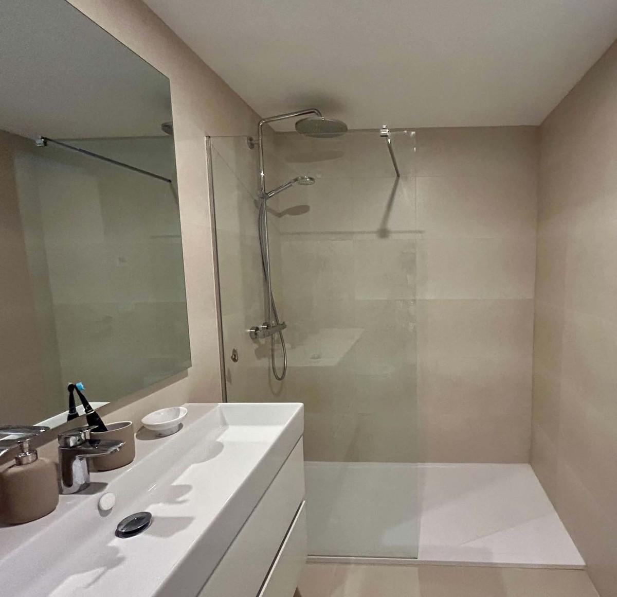 Appartement te koop in Estepona | 3 slaapkamers H5495380