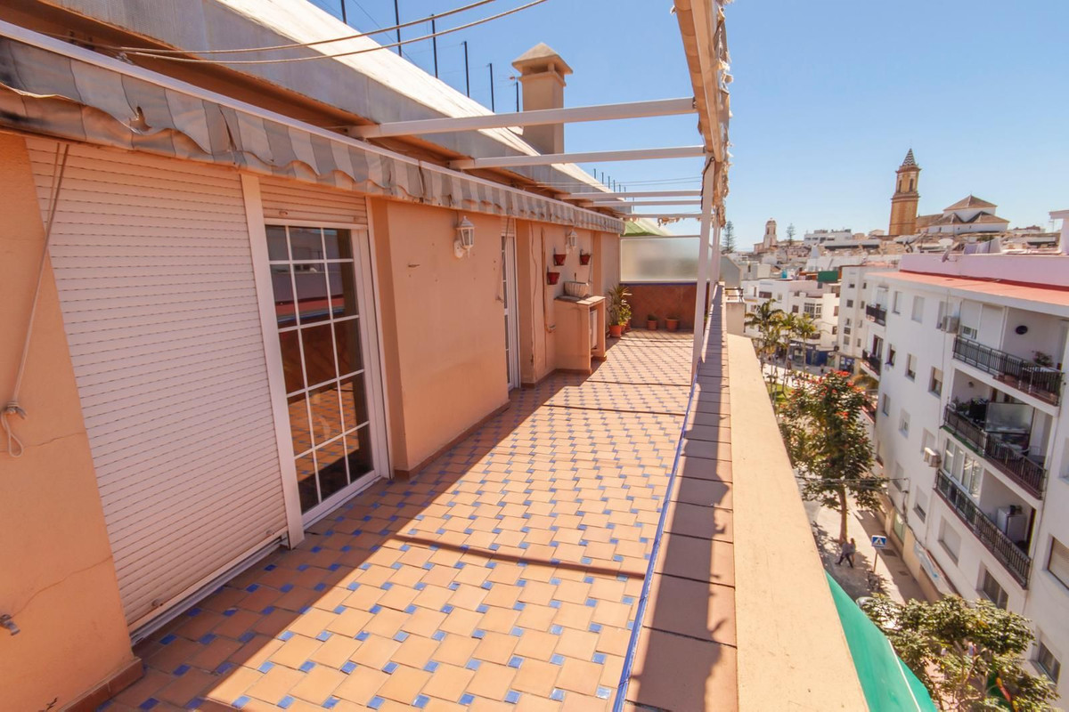 Penthouse te koop in Estepona | 4 slaapkamers H5495389