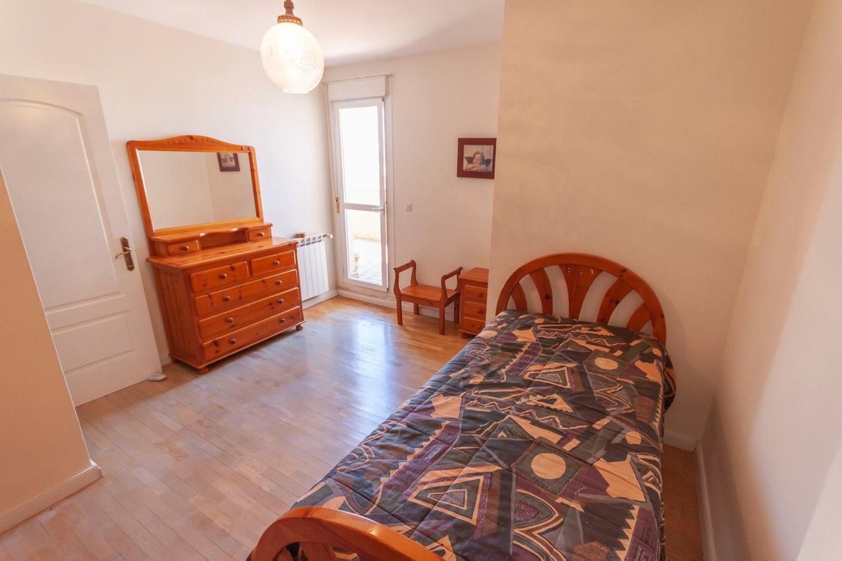 Penthouse te koop in Estepona | 4 slaapkamers H5495389