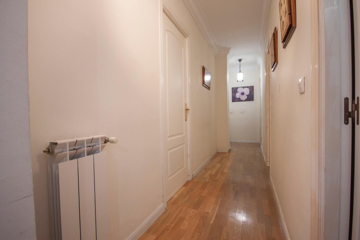Penthouse te koop in Estepona | 4 slaapkamers H5495389