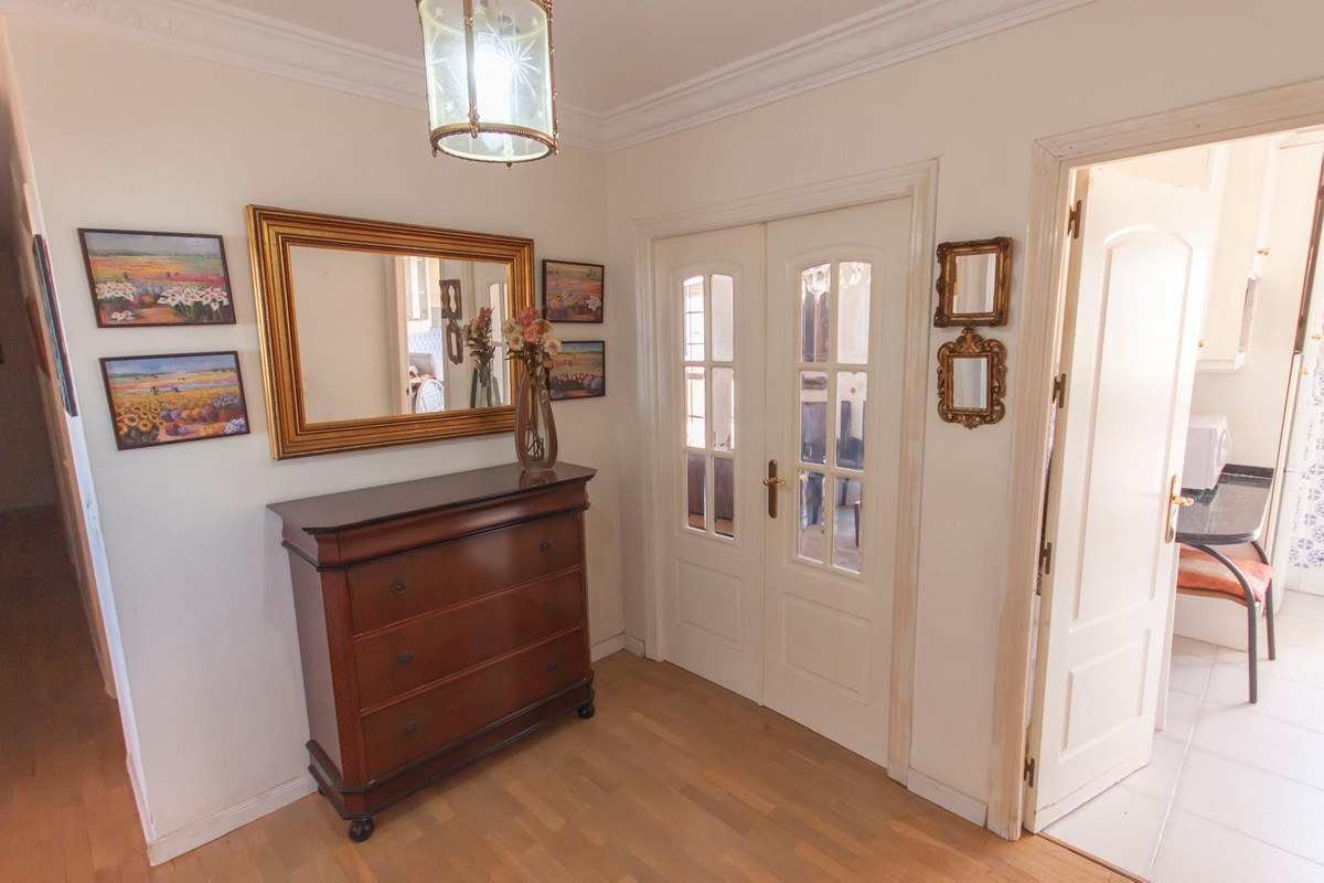 Penthouse te koop in Estepona | 4 slaapkamers H5495389