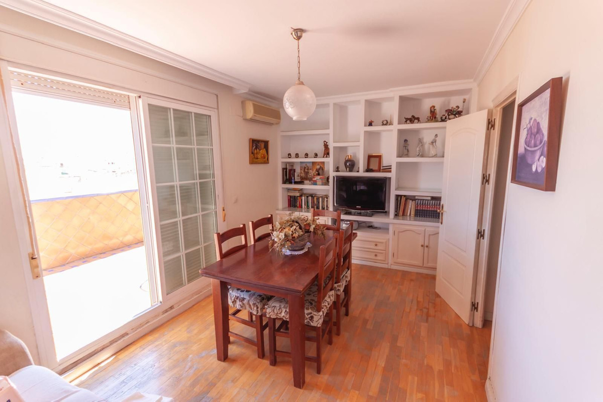 Penthouse te koop in Estepona | 4 slaapkamers H5495389