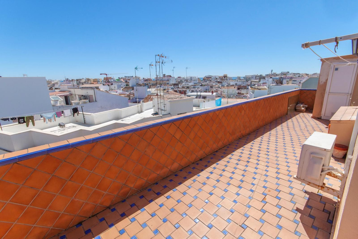 Penthouse te koop in Estepona | 4 slaapkamers H5495389