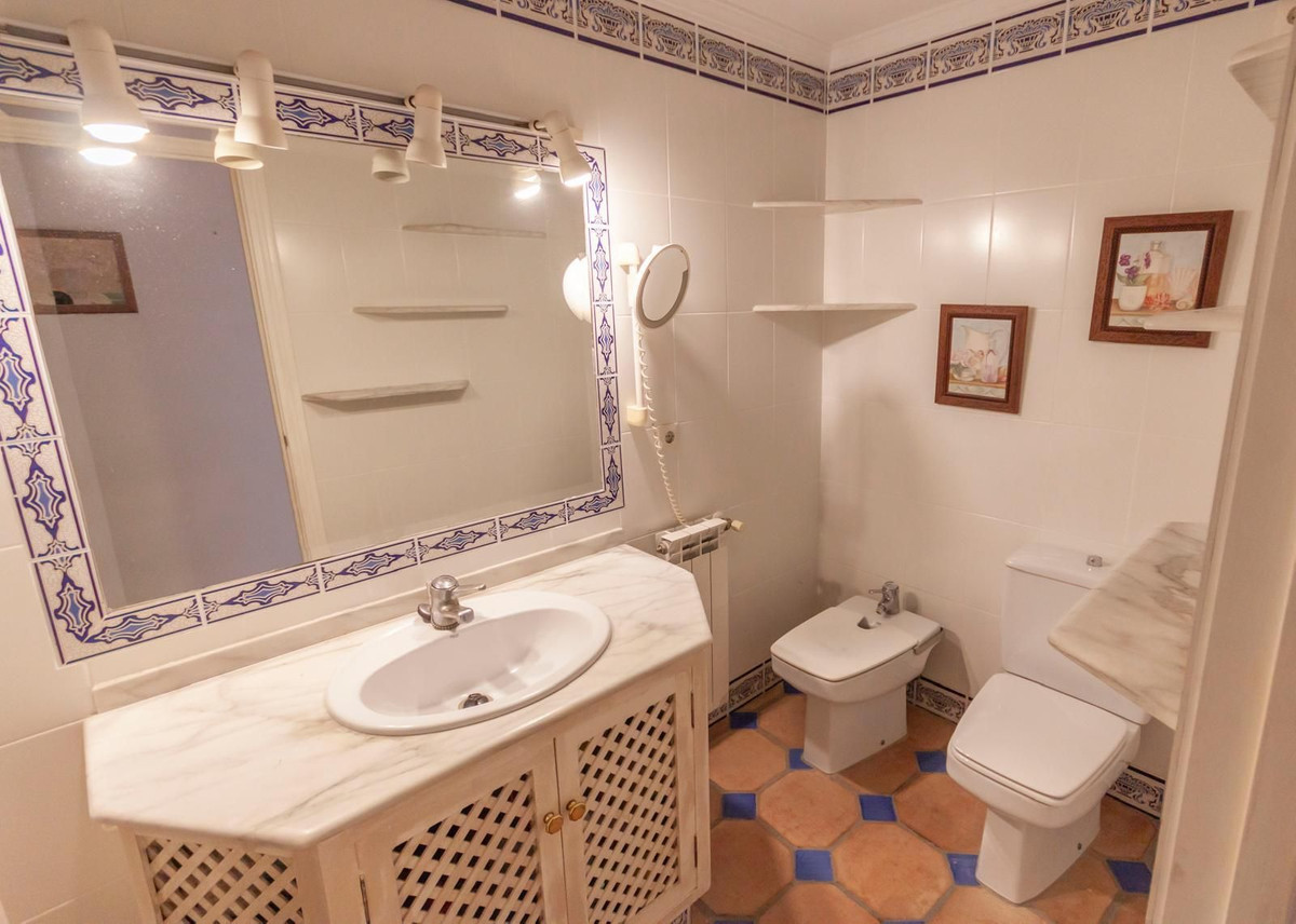 Penthouse te koop in Estepona | 4 slaapkamers H5495389