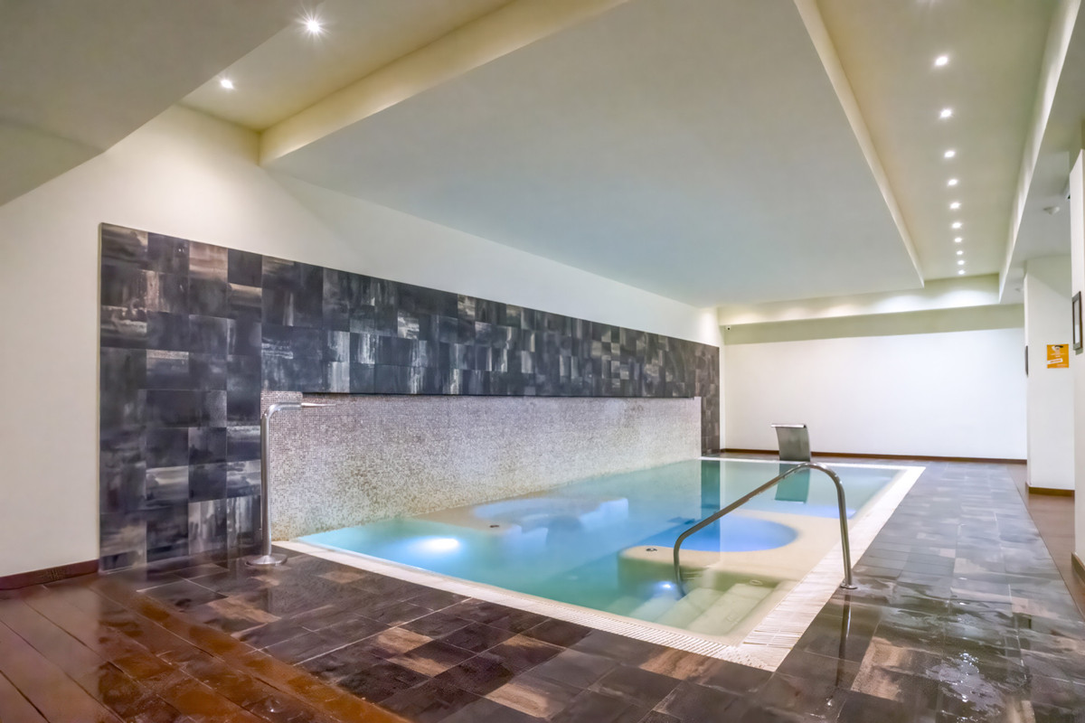Appartement te koop in Estepona | 2 slaapkamers H5495749