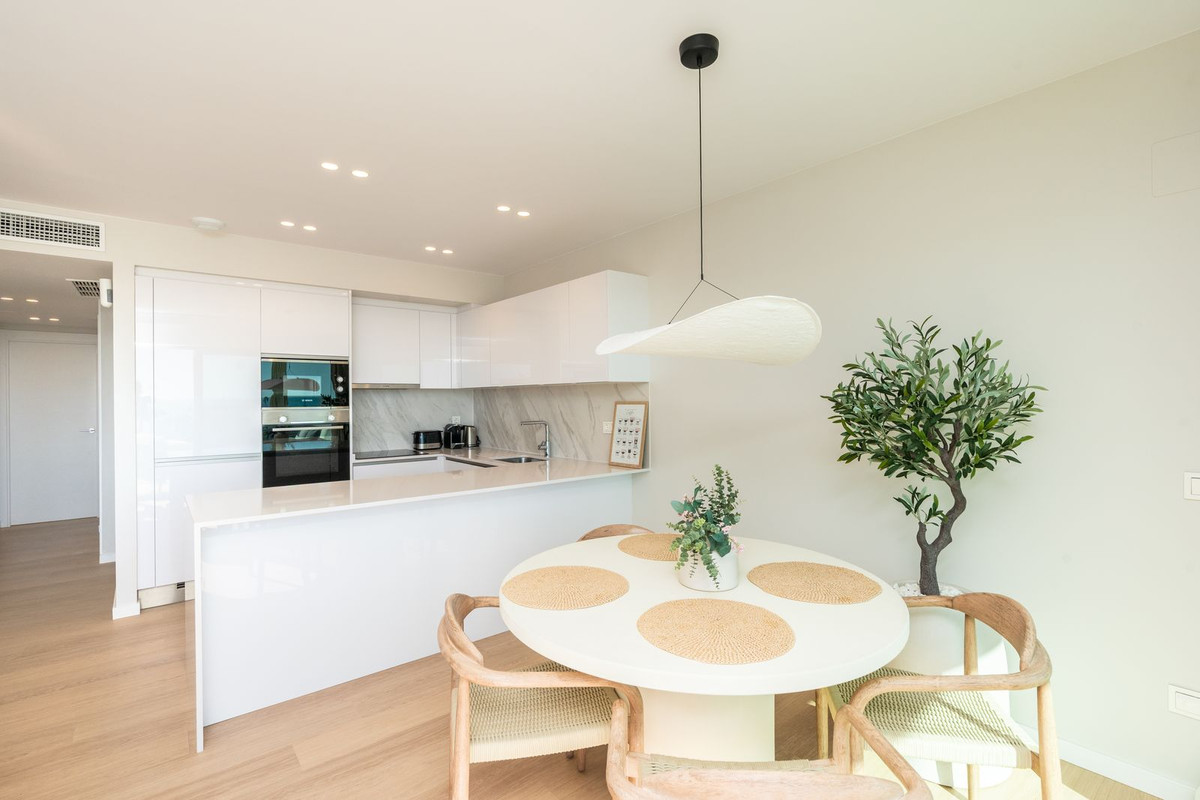 Appartement te koop in Estepona | 2 slaapkamers H5495803