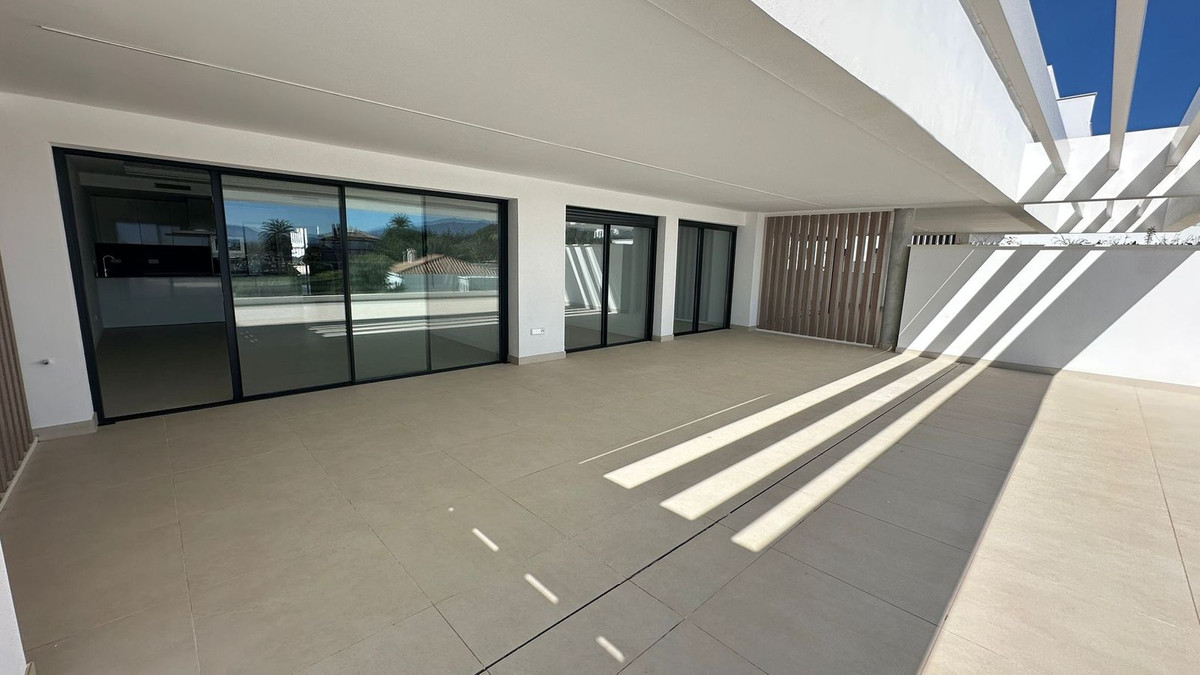 Appartement te koop in Estepona | 2 slaapkamers H5496112