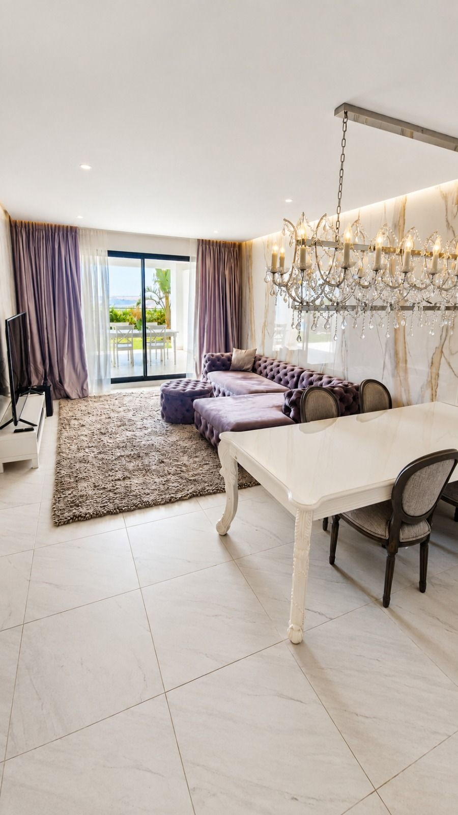Appartement te koop in Estepona | 2 slaapkamers H5496223