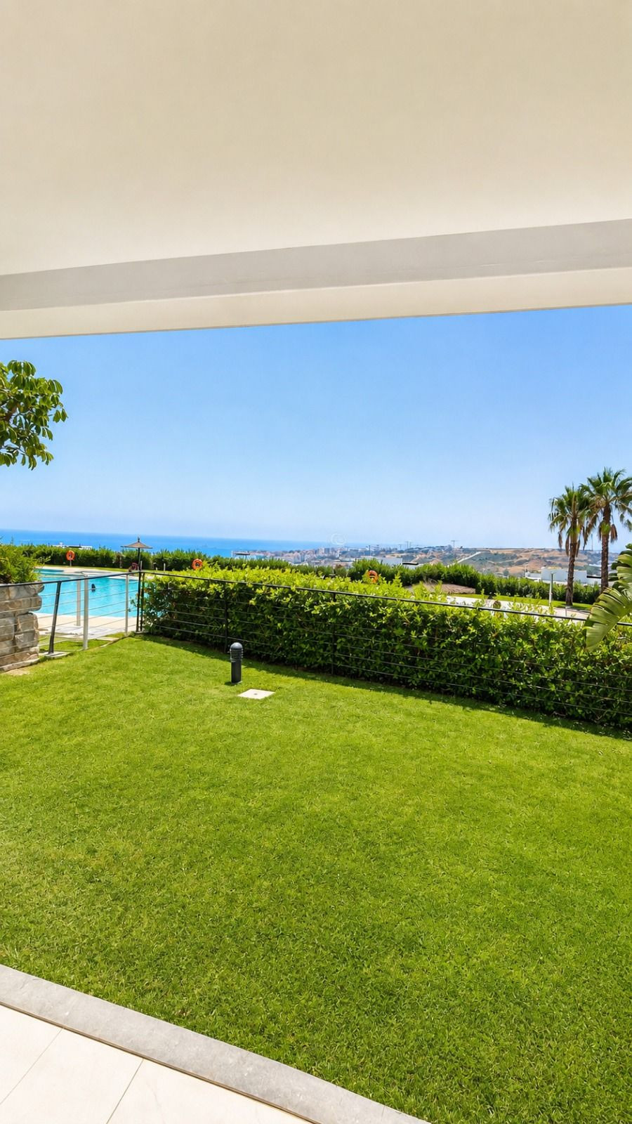 Appartement te koop in Estepona | 2 slaapkamers H5496223