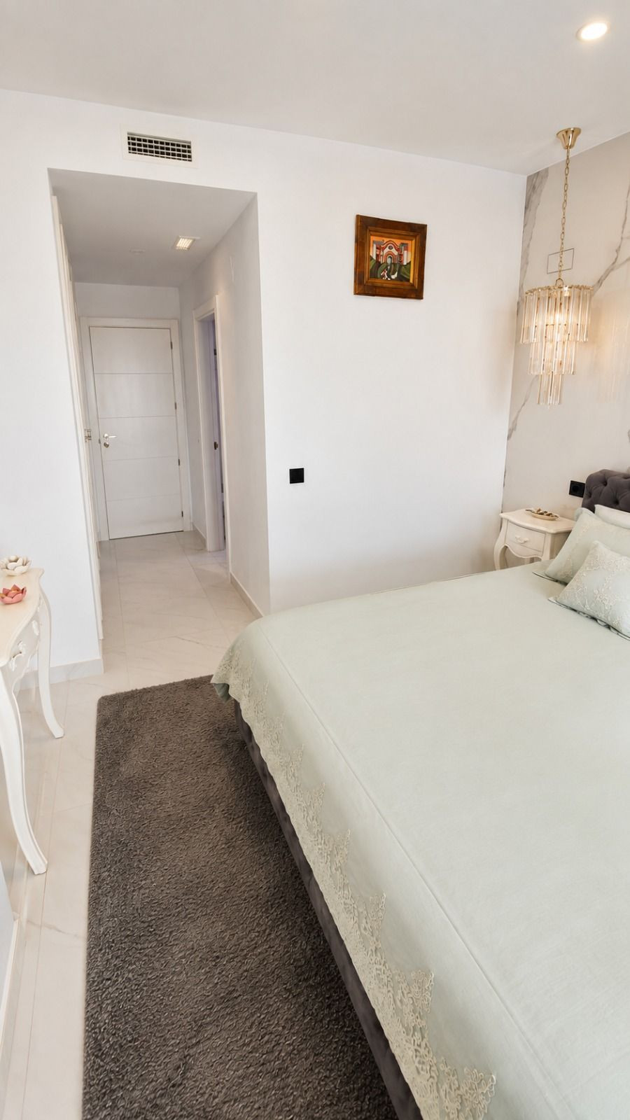 Appartement te koop in Estepona | 2 slaapkamers H5496223
