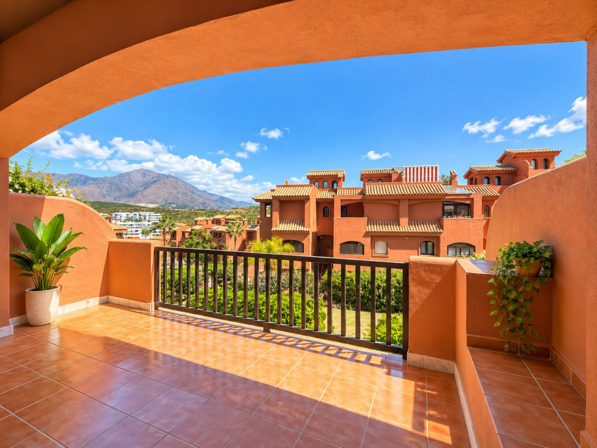 Appartement te koop in Estepona | 3 slaapkamers H5496535