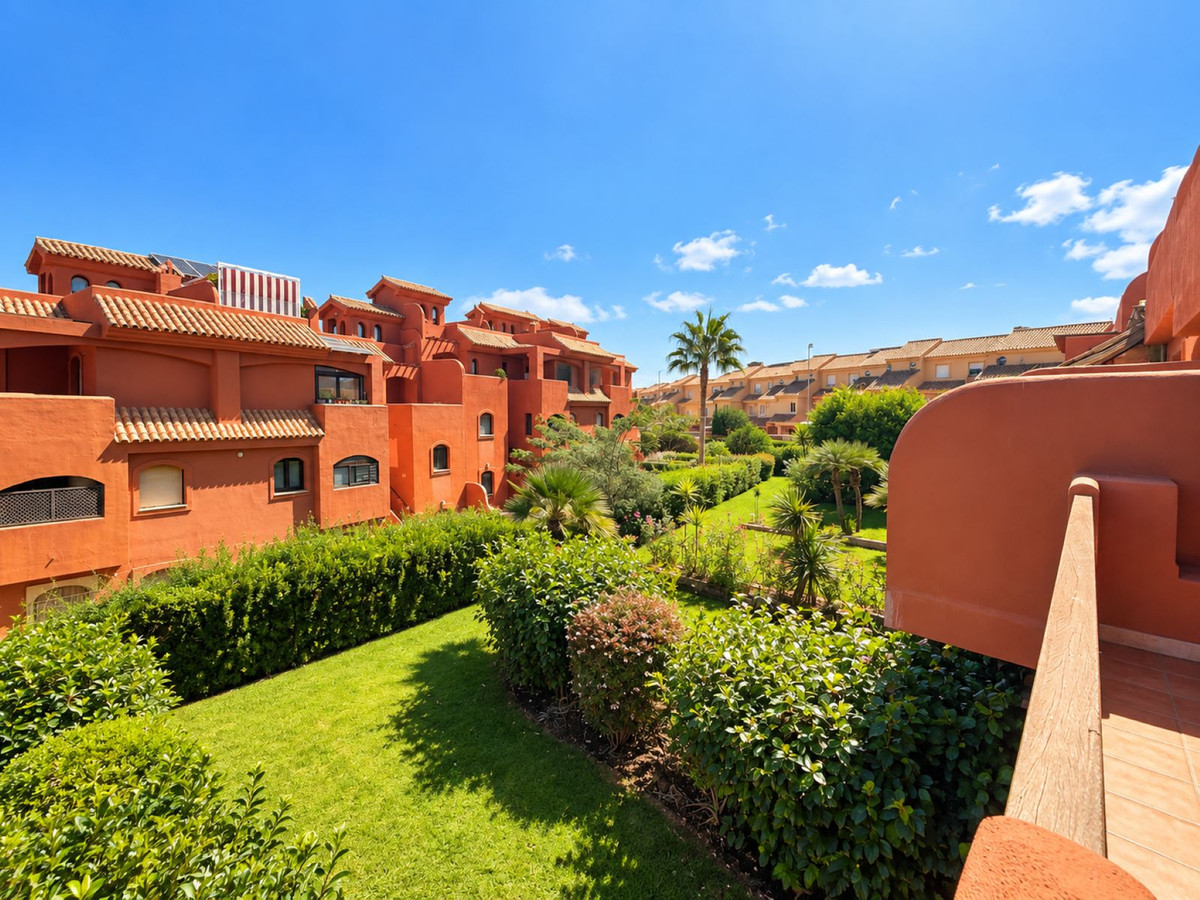 Appartement te koop in Estepona | 3 slaapkamers H5496535