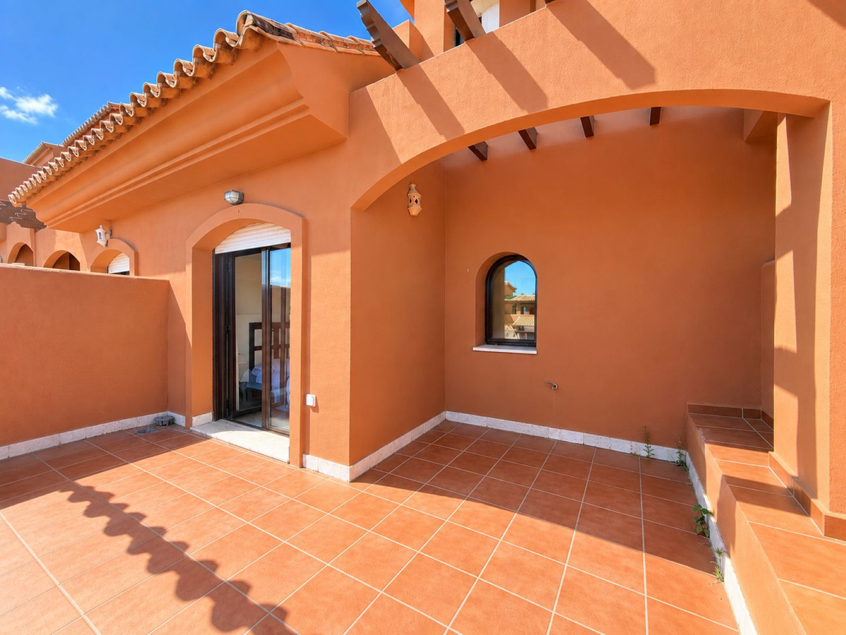 Appartement te koop in Estepona | 3 slaapkamers H5496535