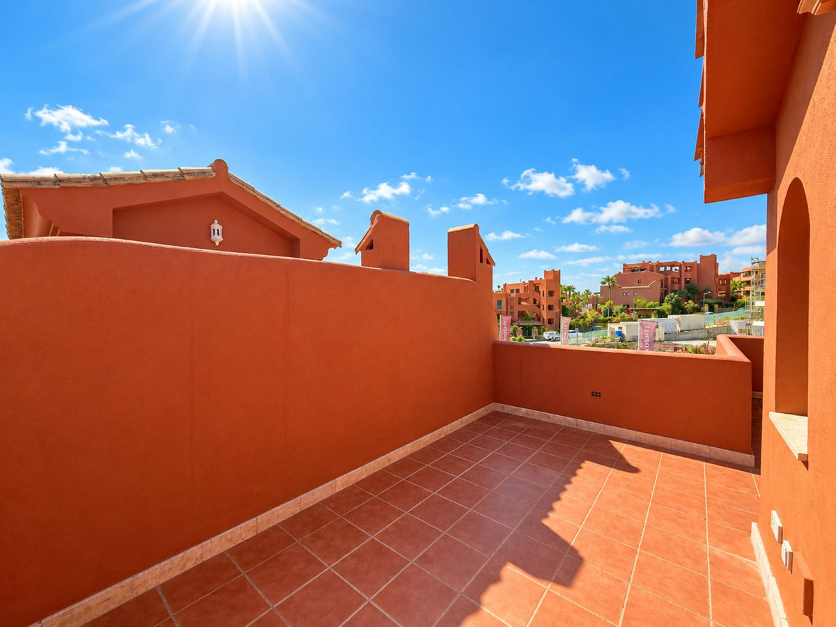 Appartement te koop in Estepona | 3 slaapkamers H5496535
