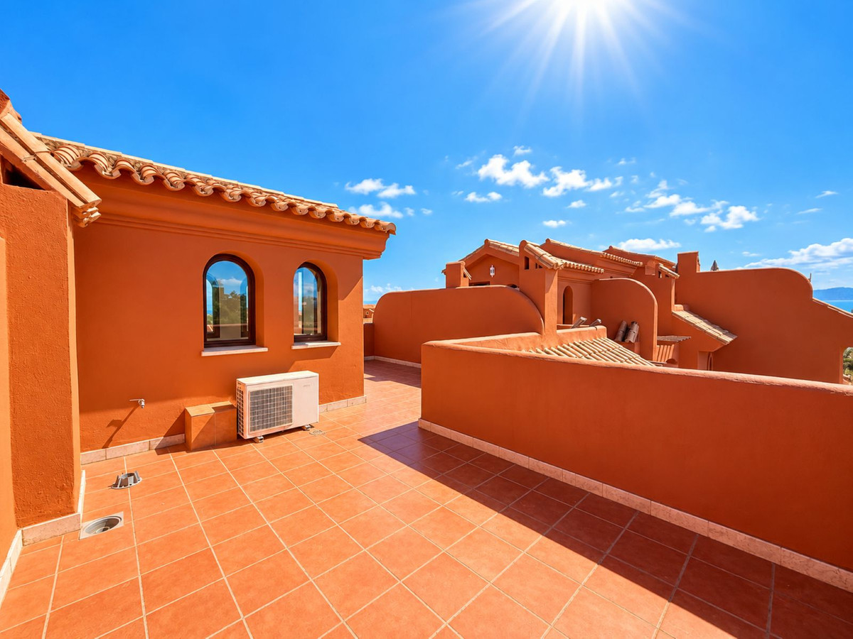 Appartement te koop in Estepona | 3 slaapkamers H5496535