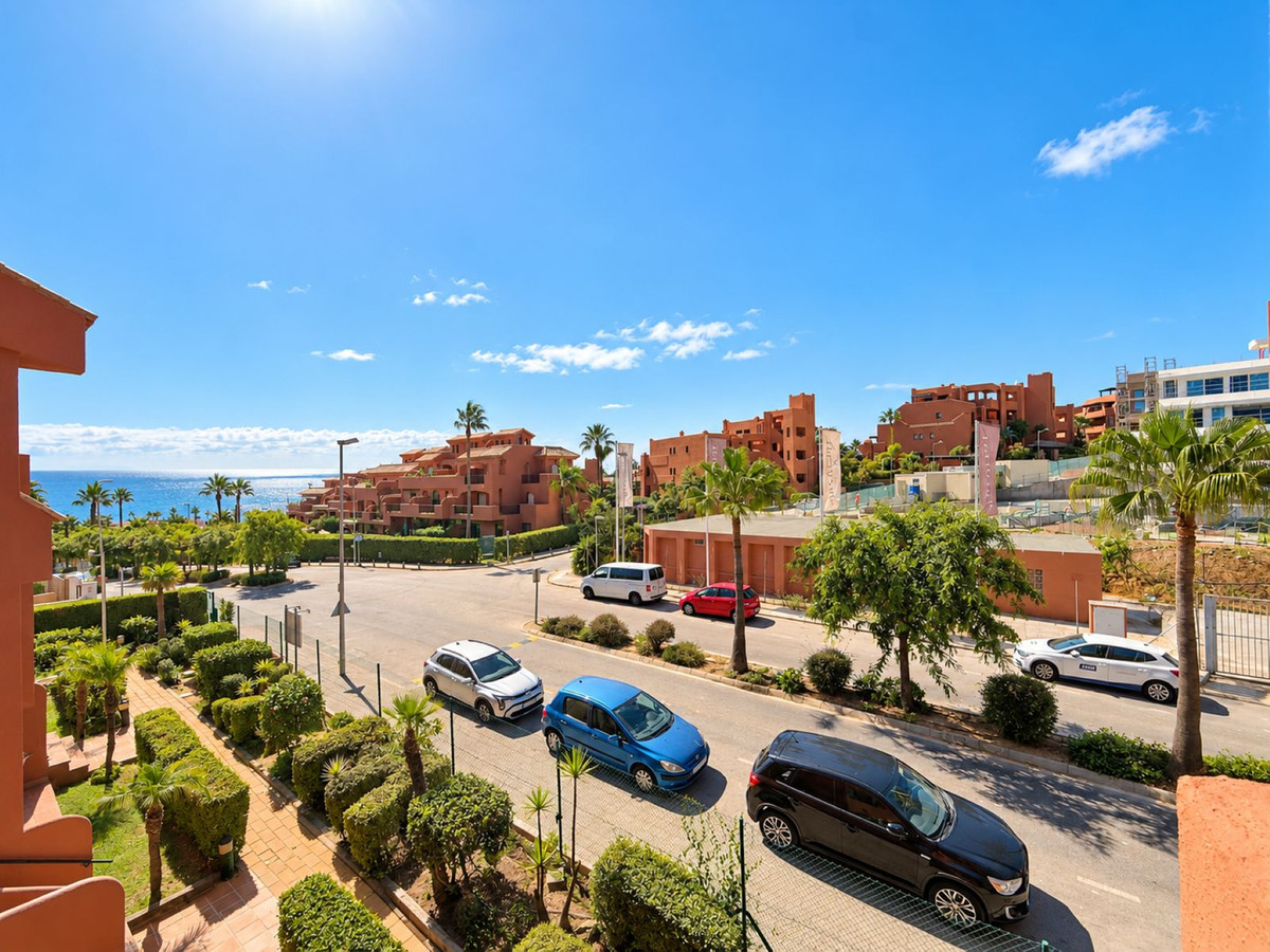 Appartement te koop in Estepona | 3 slaapkamers H5496535